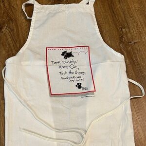 White Apron with Toto Print